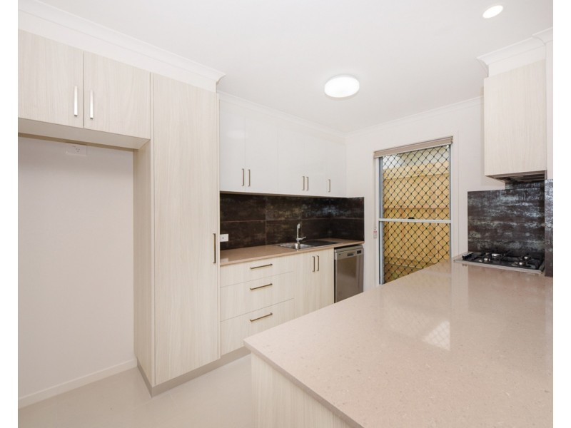 2/193 Balgownie Drive, Peregian Springs QLD 4573