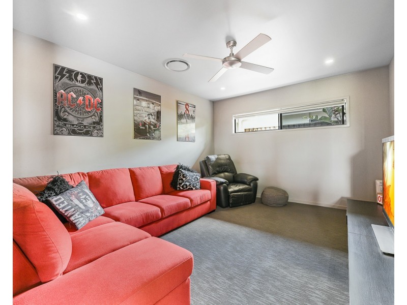 18 Laurina Way, Peregian Springs QLD 4573