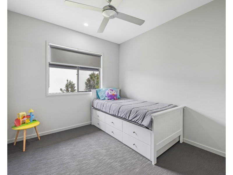 18 Laurina Way, Peregian Springs QLD 4573