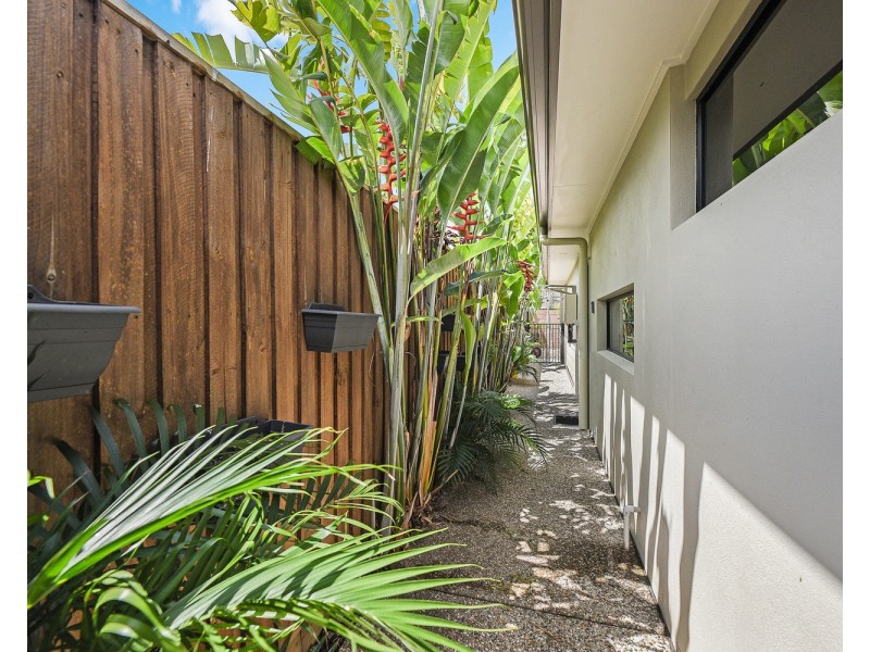 18 Laurina Way, Peregian Springs QLD 4573