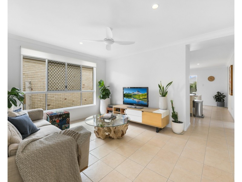 32 Parklands Drive, Pacific Paradise QLD 4564