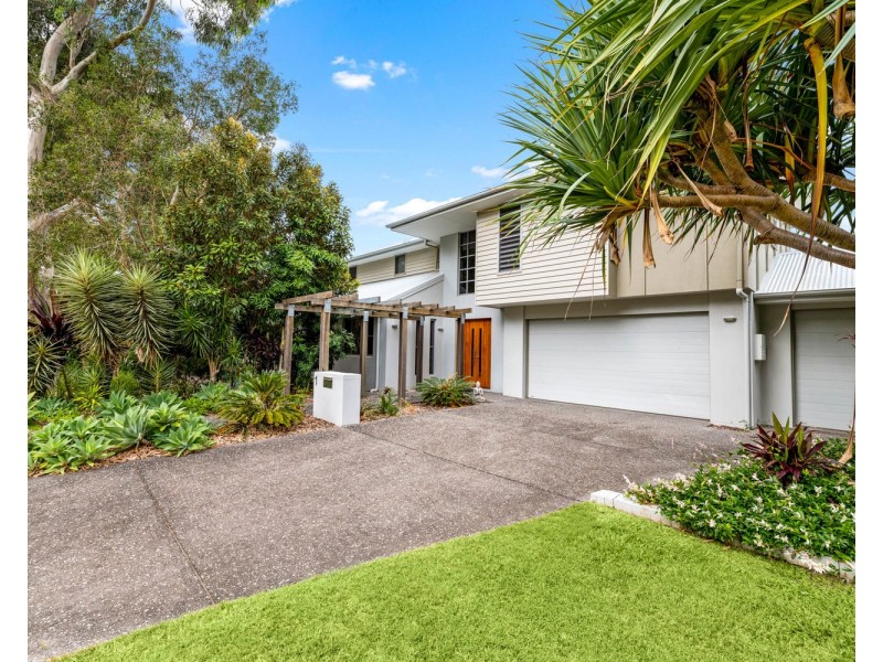 1 Makena Crescent, Yaroomba QLD 4573