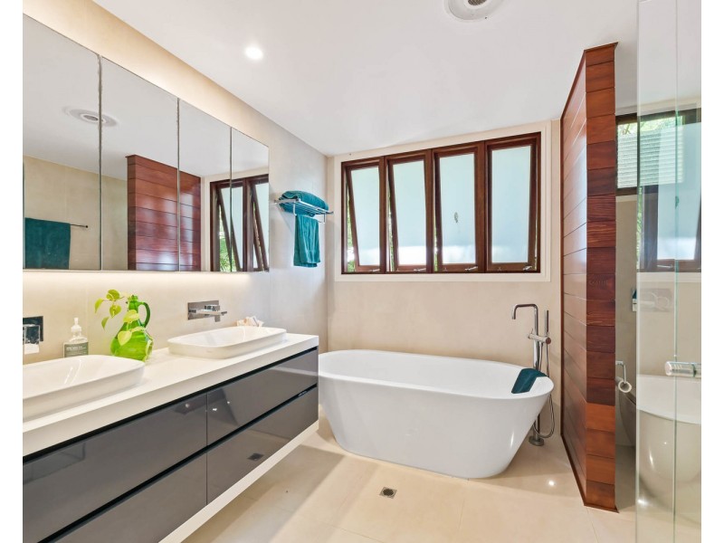 5 Carrock Court, Mount Coolum QLD 4573