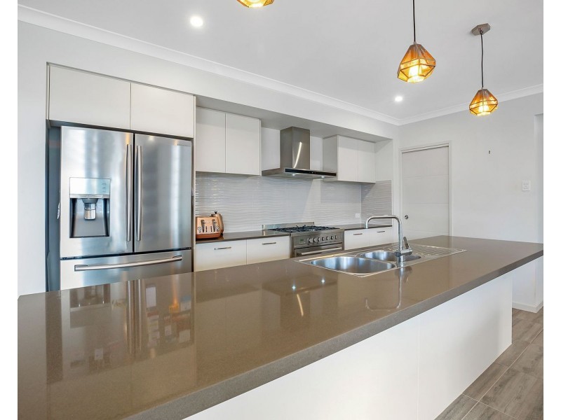 18 California Boulevard, Peregian Beach QLD 4573