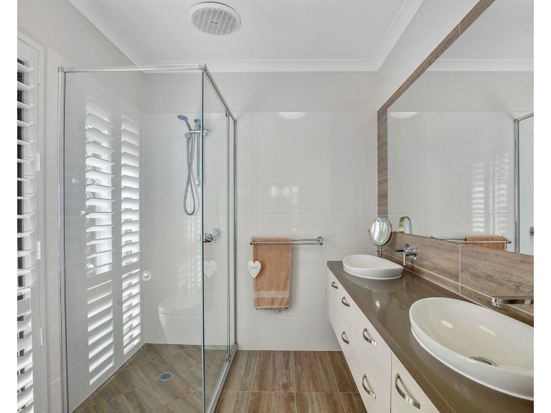 18 California Boulevard, Peregian Beach QLD 4573