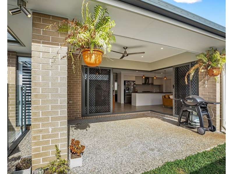 18 California Boulevard, Peregian Beach QLD 4573