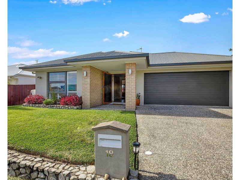 18 California Boulevard, Peregian Beach QLD 4573