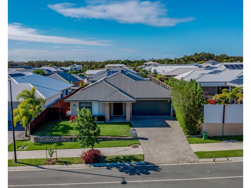 18 California Boulevard, Peregian Beach QLD 4573