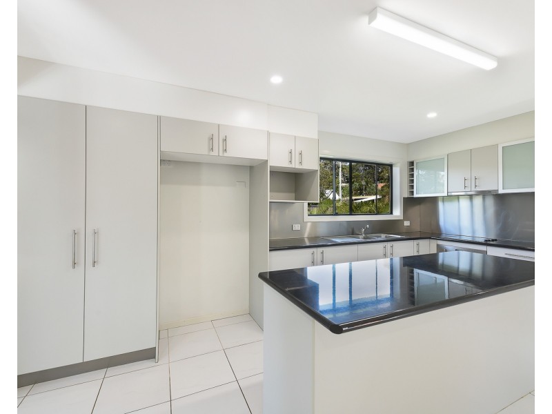 1 Lorien Avenue, Coolum Beach QLD 4573