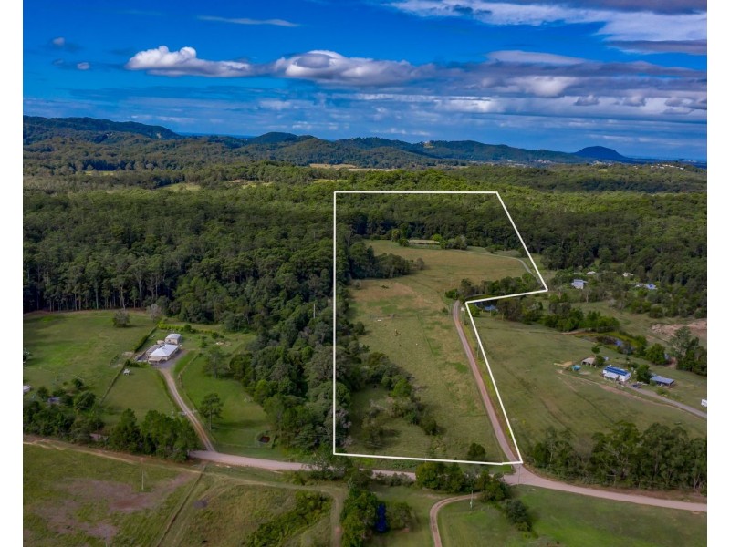 174 Hidden Valley Road, North Arm QLD 4561