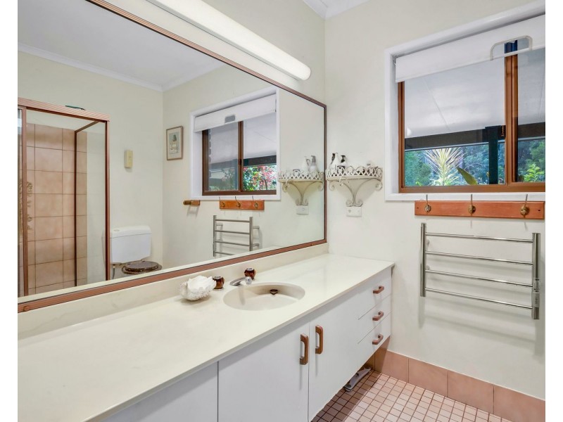 174 Hidden Valley Road, North Arm QLD 4561