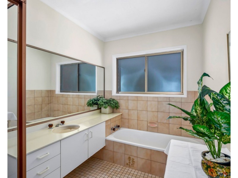 174 Hidden Valley Road, North Arm QLD 4561