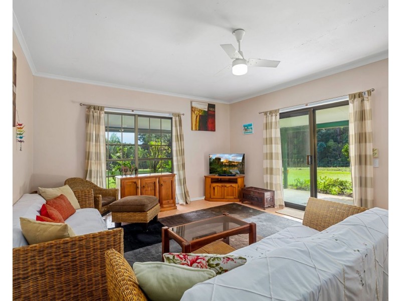 174 Hidden Valley Road, North Arm QLD 4561