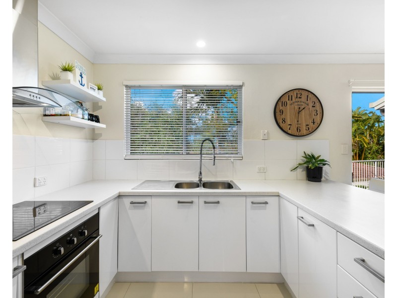 5/8 Eastern Court, Mount Coolum QLD 4573