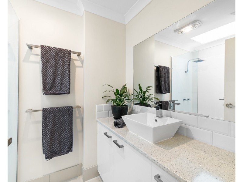 5/8 Eastern Court, Mount Coolum QLD 4573