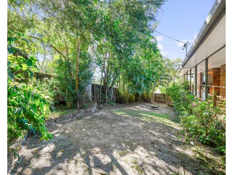2 Rivendell Drive, Coolum Beach QLD 4573