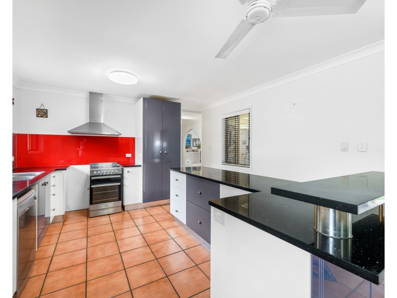 21 View Court, Glass House Mountains QLD 4518