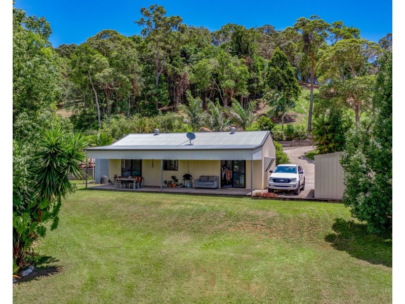 6 Valdora Road, Maroochy River QLD 4561