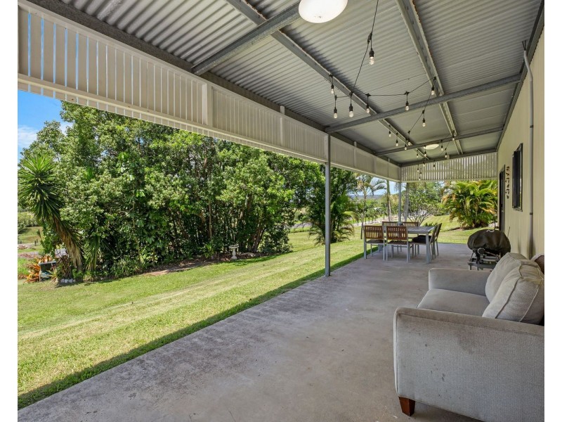 6 Valdora Road, Maroochy River QLD 4561