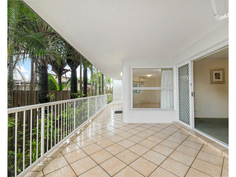 2/23 Beach Road, Coolum Beach QLD 4573