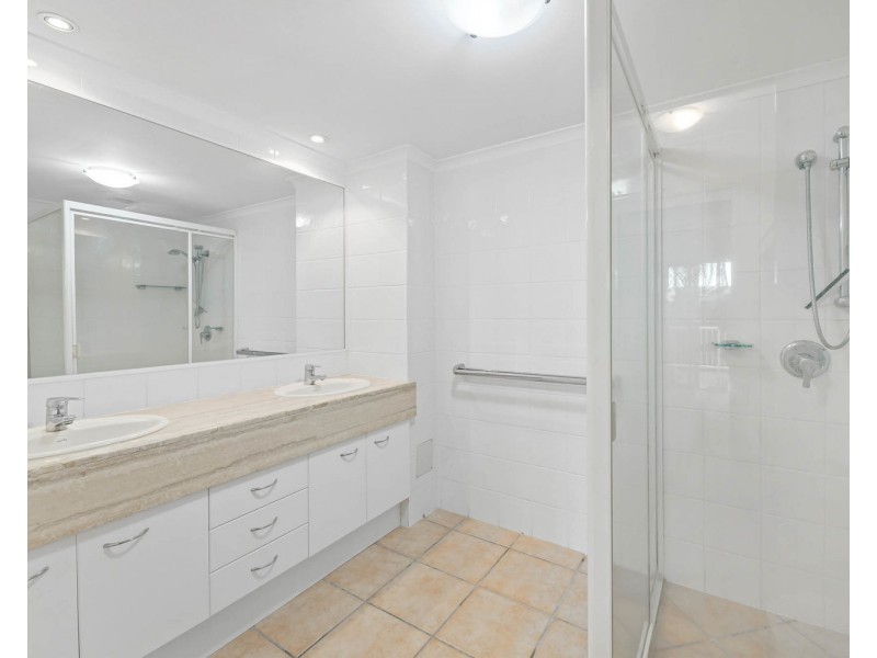 2/23 Beach Road, Coolum Beach QLD 4573
