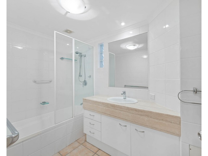 2/23 Beach Road, Coolum Beach QLD 4573