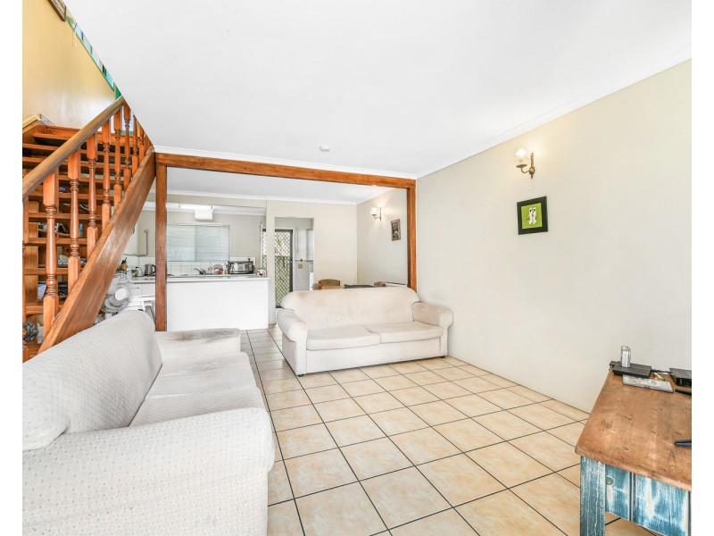 1/3 Barooga Crescent, Mooloolaba QLD 4557