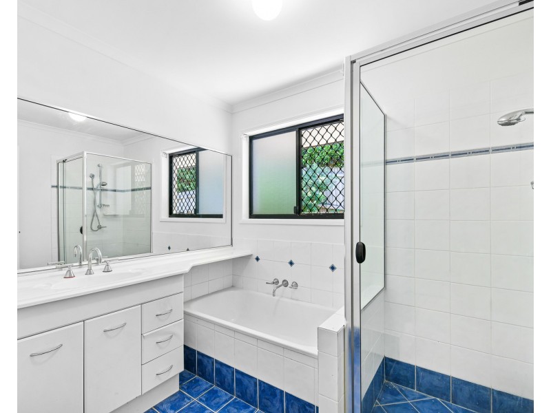 11 Sunstone Court, Yaroomba QLD 4573