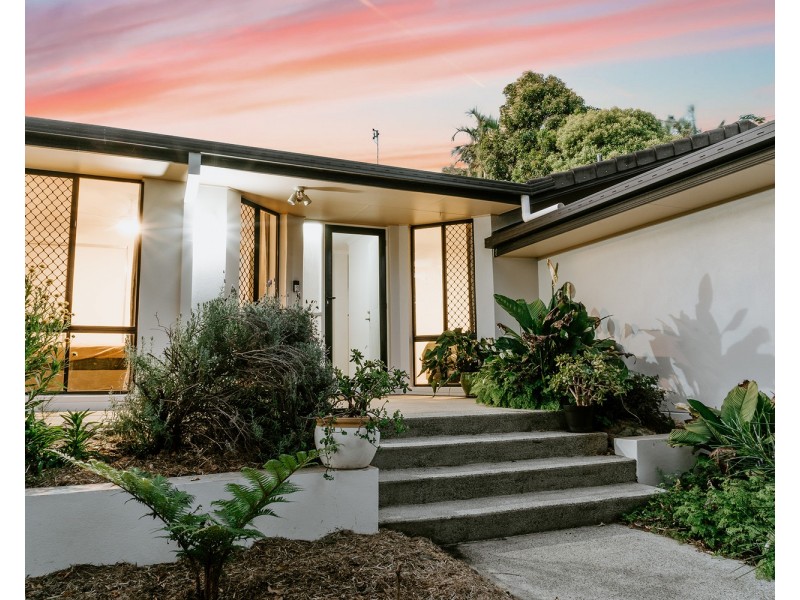 11 Sunstone Court, Yaroomba QLD 4573