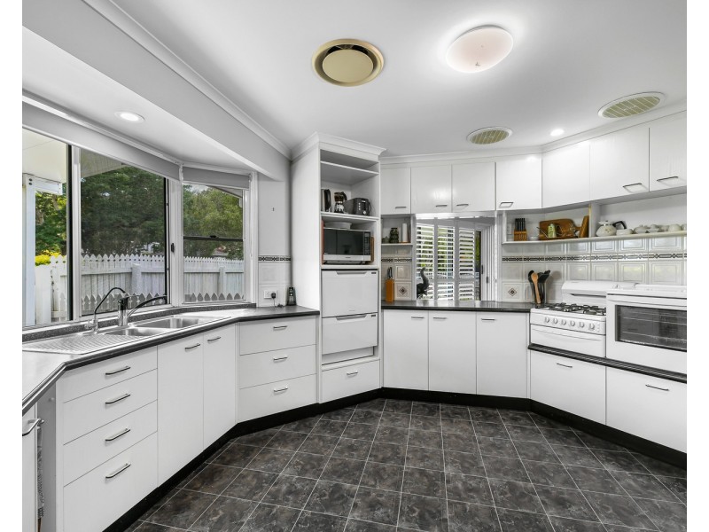 5 Mount Ninderry Court, Coolum Beach QLD 4573