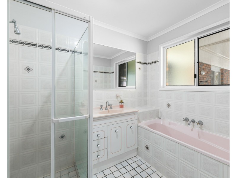 5 Mount Ninderry Court, Coolum Beach QLD 4573