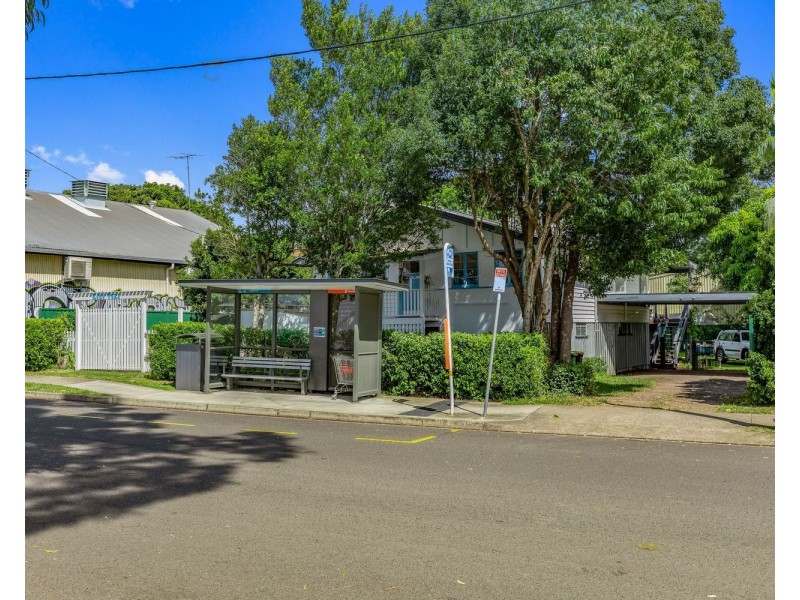 15 Railway Street, Yandina QLD 4561