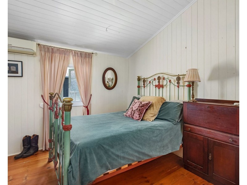 15 Railway Street, Yandina QLD 4561