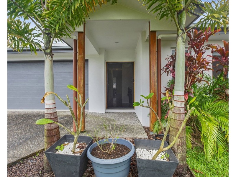 65 Ruby Crescent, Meridan Plains QLD 4551
