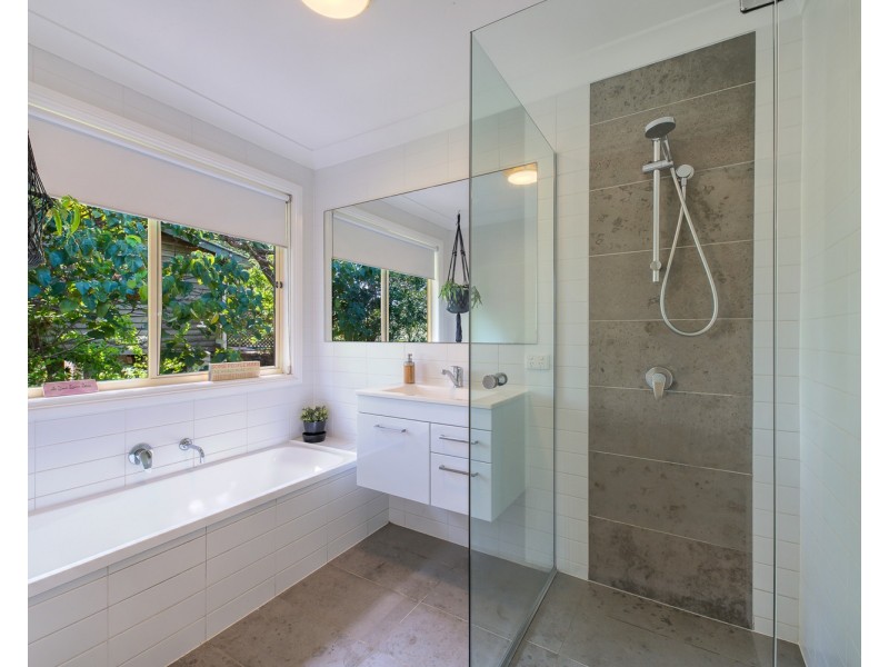 7 Binnea Street, Yaroomba QLD 4573