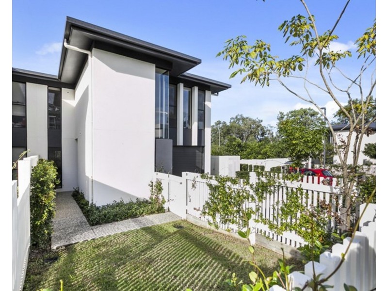 21 Bunya Grove, Peregian Springs QLD 4573