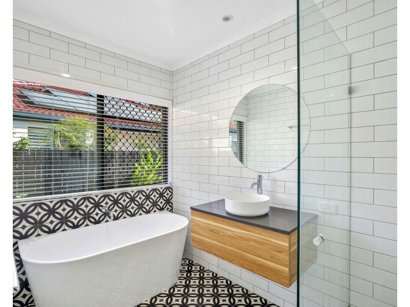 30 Longwood Drive, Peregian Springs QLD 4573