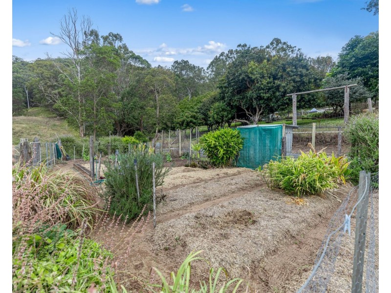 129 Creightons Road, Kulangoor QLD 4560