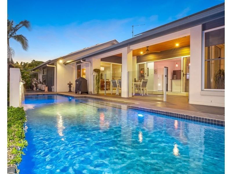 52 Saltwater Way, Mount Coolum QLD 4573