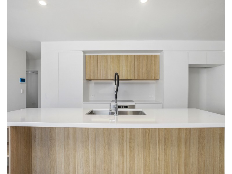 104/25 Baden Powell Street, Maroochydore QLD 4558