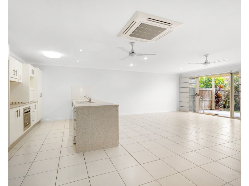 2/35 Maple Street, Yandina QLD 4561