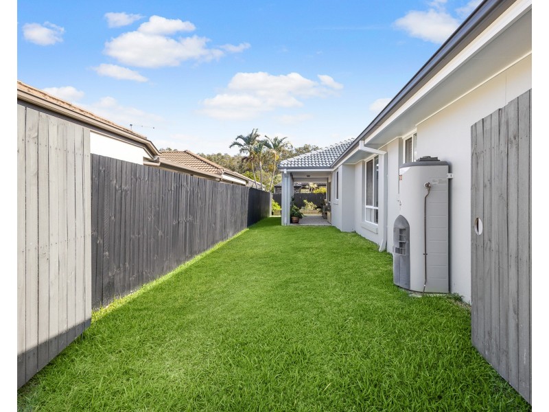 5 Chestwood Crescent, Sippy Downs QLD 4556