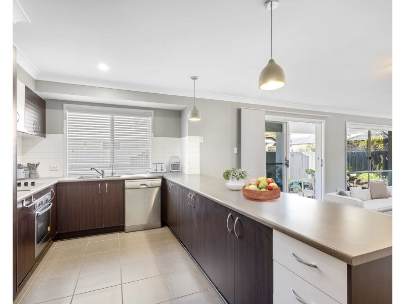 5 Chestwood Crescent, Sippy Downs QLD 4556