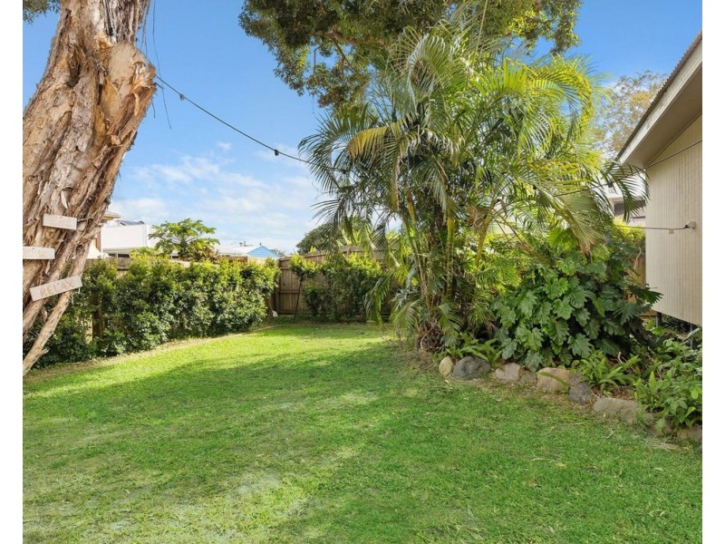 33 Hewitt Street, Coolum Beach QLD 4573