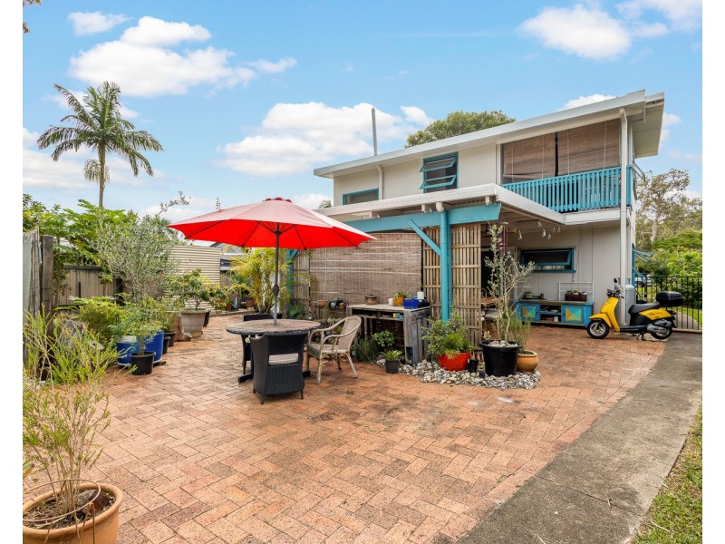 7 Palm Avenue, Coolum Beach QLD 4573
