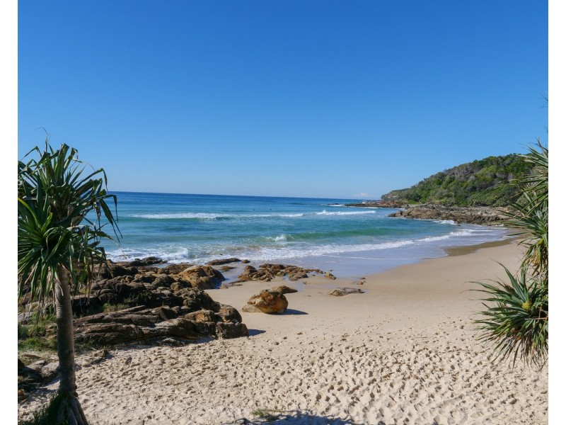 7 Palm Avenue, Coolum Beach QLD 4573