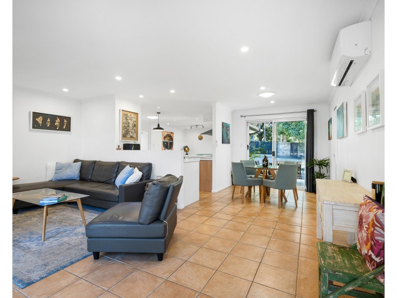 13 Warrack Street, Mount Coolum QLD 4573