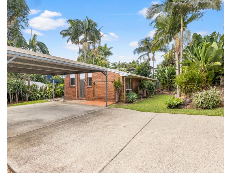 3 Tanah Steet West, Mount Coolum QLD 4573