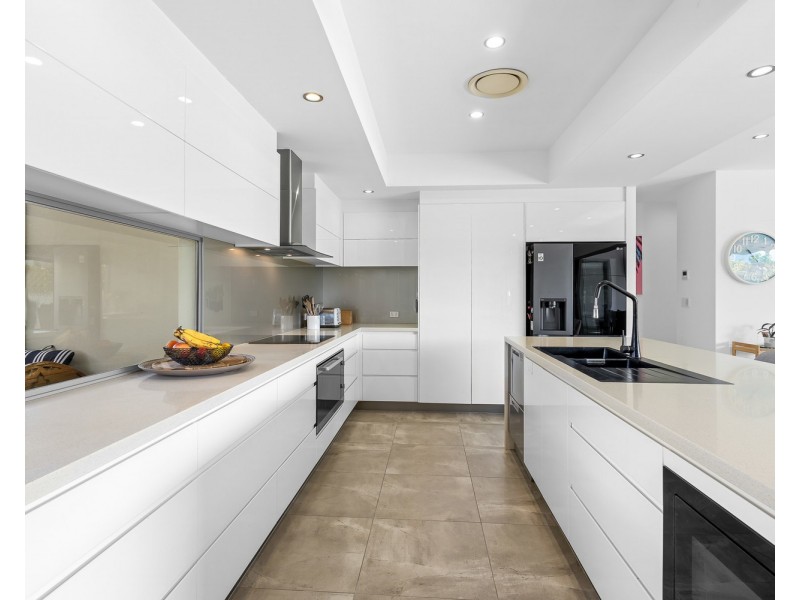 16 Breakers Place, Mount Coolum QLD 4573