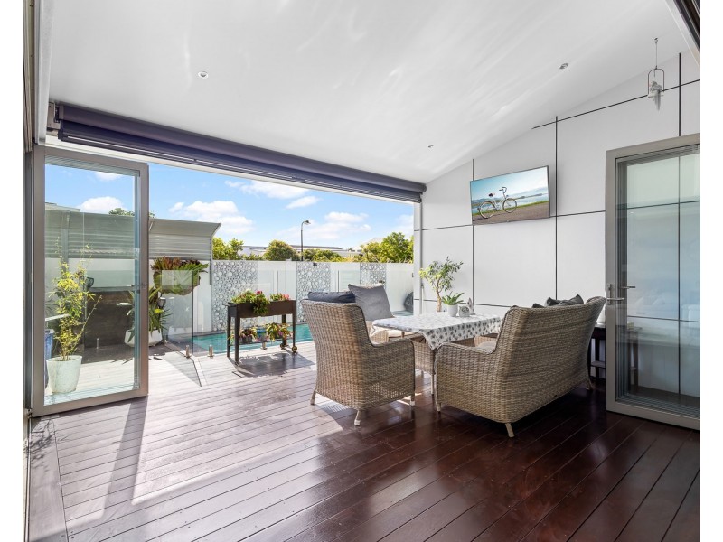 16 Breakers Place, Mount Coolum QLD 4573
